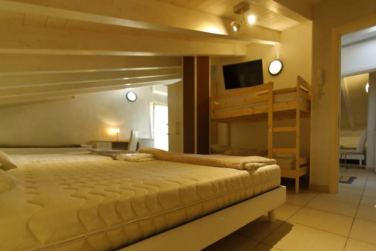 Hotel Nuovo Laghetto Del Frassino à Peschiera del Garda Extérieur photo